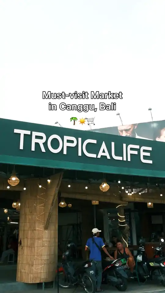 Tropicalife maker at work